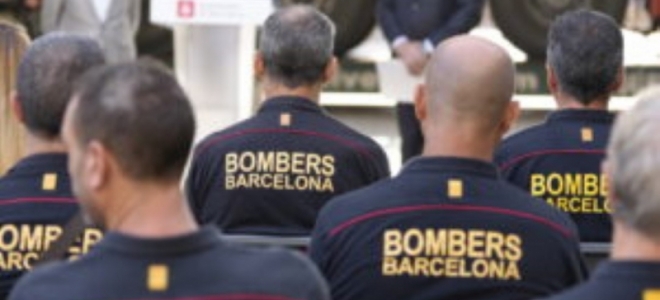 Los Bomberos de Barcelona entregan más equipamiento a Ucrania